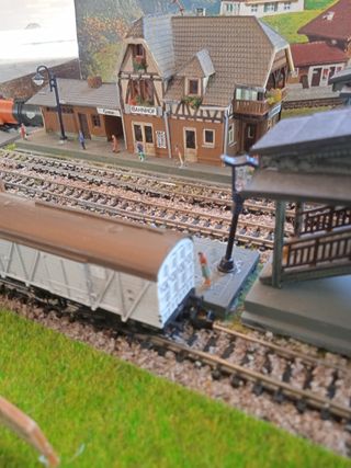 Vagón mercancías Trix N 4 ejes