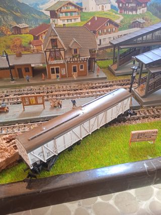 Vagón mercancías Trix N 4 ejes