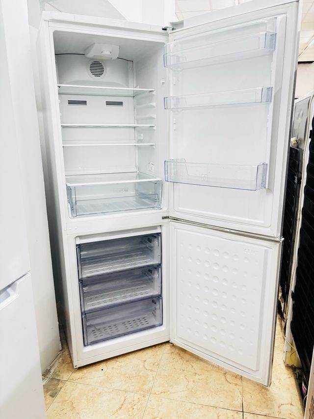 Nevera Beko Blanca