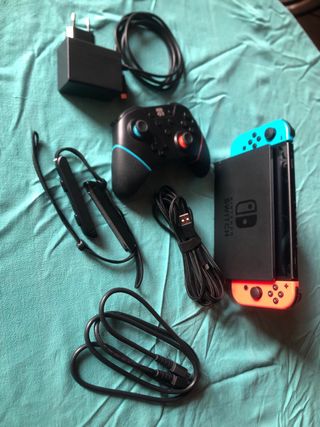 Nintendo Switch completa + Controller