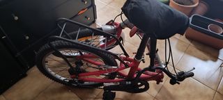 Bicicleta plegable roja