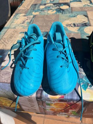 Botas de fútbol Nike niño talla 35