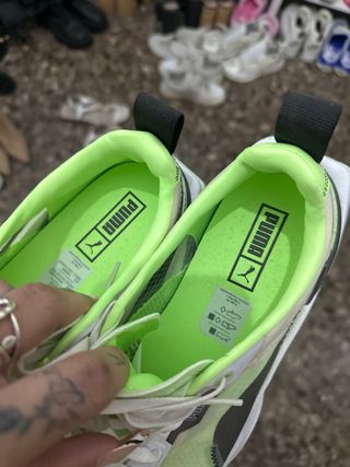 Zapatillas Puma Verdes y Blancas