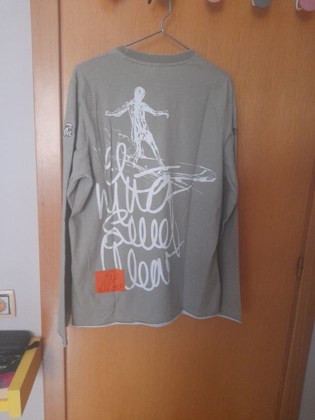 Camiseta El Niño Manga Larga Verde Oliva