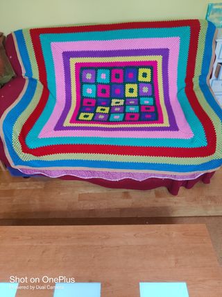 Manta tejida a mano multicolor para sofá o cama