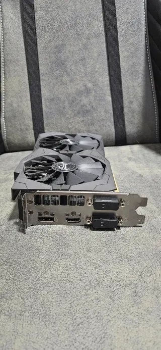 Tarjeta Gráfica ASUS ROG STRIX RX 470 4GB GDDR5