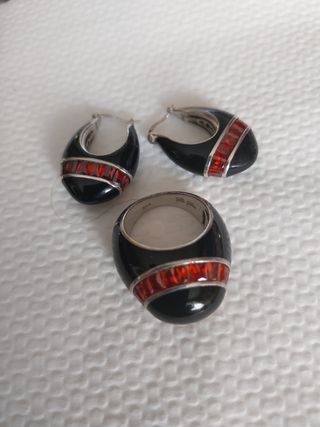 Conjunto Plata y Laca Sortija y Pendientes
