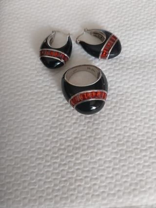 Conjunto Plata y Laca Sortija y Pendientes