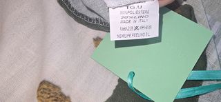 Camisa oversize verde y blanca