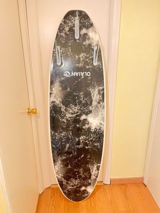 Tabla de surf de espuma OLAIAN blanca.