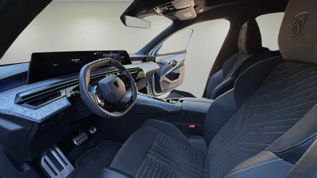 Peugeot 5008 Hybrid 1.2 GT eDCS6