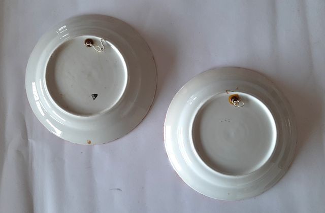 Piatti Cecoslovacchi Maiolica Dipinti a Mano