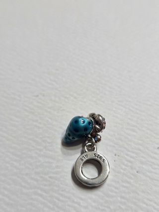 Charm Pandora Rana Azul y Plata