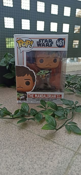 Funko Pop Star Wars 461 The Mandalorian con Grogu