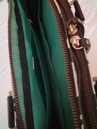 Maletín Tous original de Piel blanco y negro.