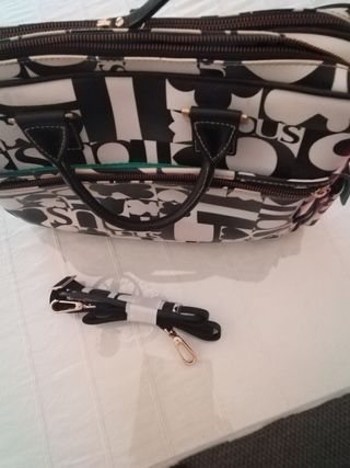 Maletín Tous original de Piel blanco y negro.