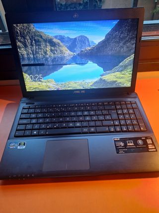 Ordenador portátil ASUS negro