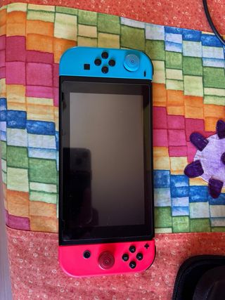 Nintendo Switch Azul y Rojo