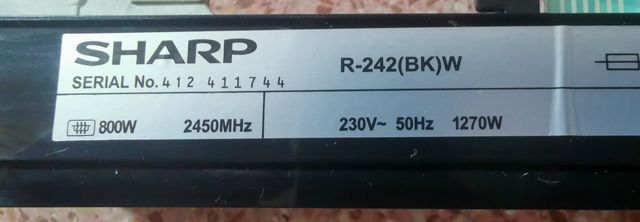 Panel Digital Microondas SHARP R-242(BK)W