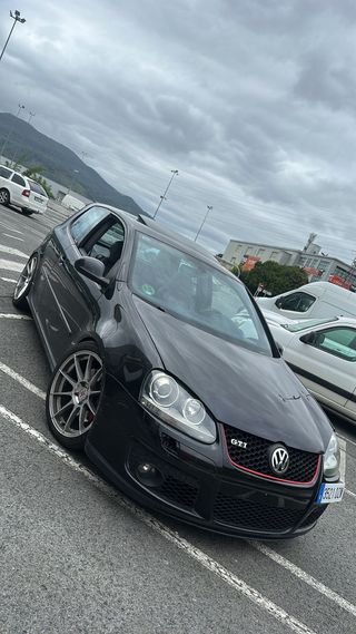 Volkswagen Golf 5 GTI