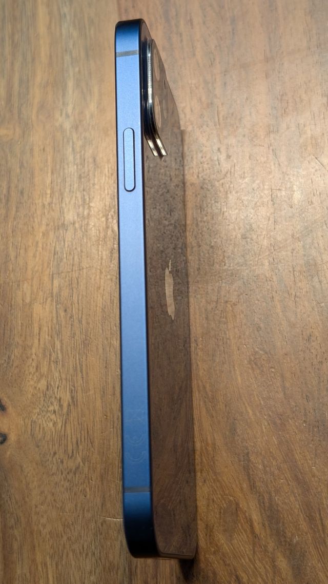 iPhone 12 blu 128GB + accessori