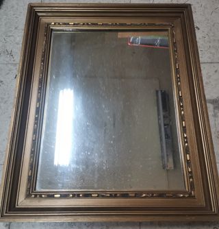 Espejo de madera antiguo dorado