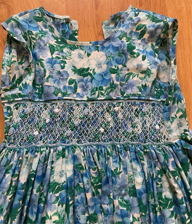 Vestido floral niña