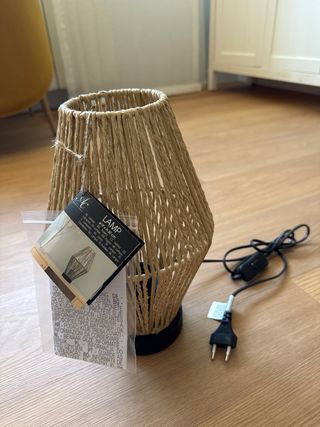 Lámpara de mesa de Yute