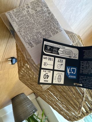 Lámpara de mesa de Yute