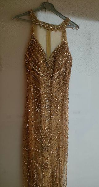Vestido de boda gitana dorado de pedreria, 