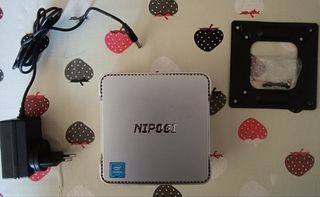 Mini PC NIPOGI Plata