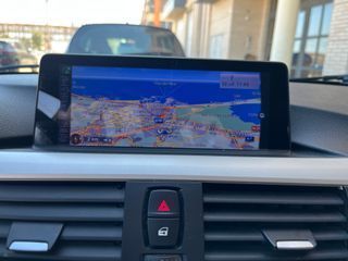 BMW  318D año 2015