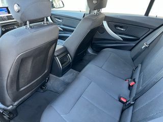 BMW  318D año 2015