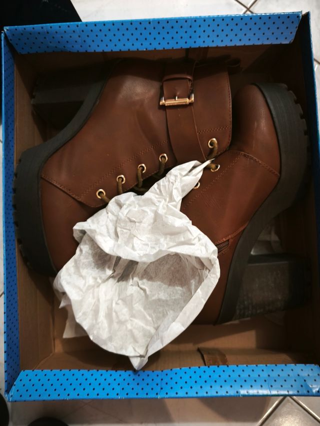 Botas de mujer marón 