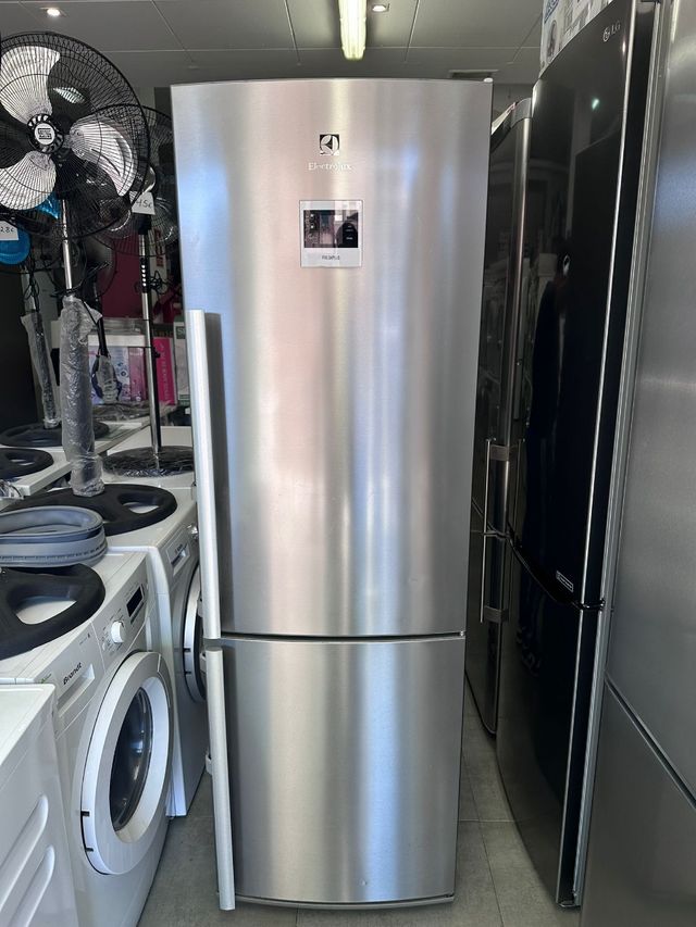 Nevera Combi Electrolux con Garantía transporte