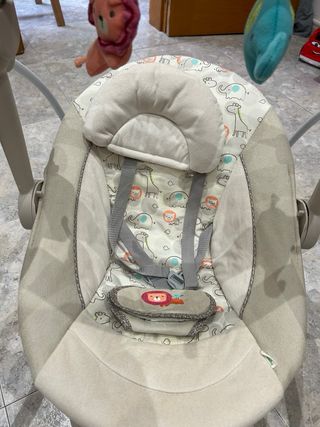 Hamaca tumbona bebé eléctrica Bright starts