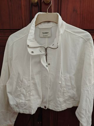 Chaqueta Pull&Bear Blanca Sin Usar
