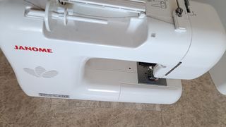 Máquina de coser Janome DC4030