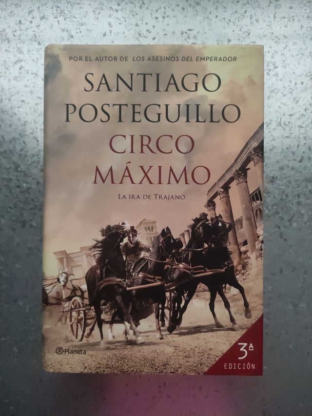 SANTIAGO POSTEGUILLO