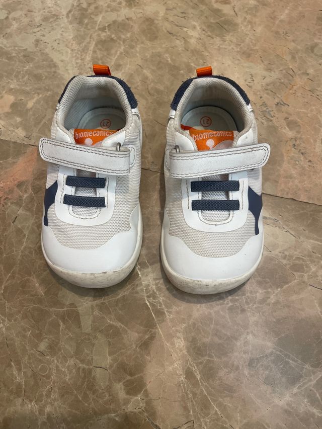 Zapatillas bebé Biomecanics Talla 21