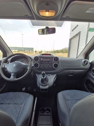 Peugeot Partner 2011