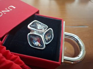 Anillo UNO de 50 Plata Pétalos
