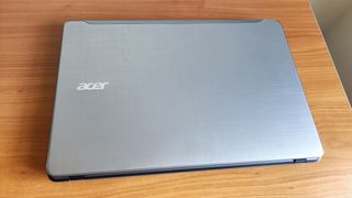 Portátil Acer 15" i7 8GB 1TB Nvidia W10