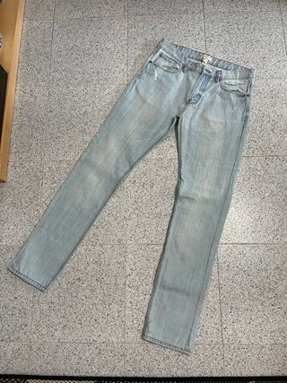 Vaqueros desgastados