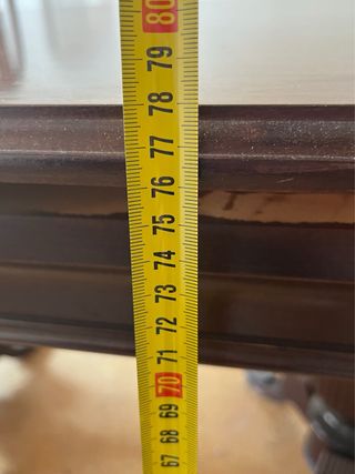 Mesa de comedor ovalada con 6 sillas