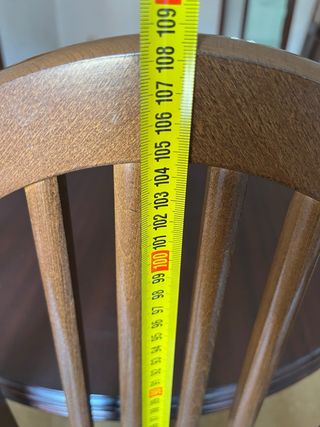 Mesa de comedor ovalada con 6 sillas