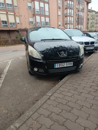Peugeot 5008 2010