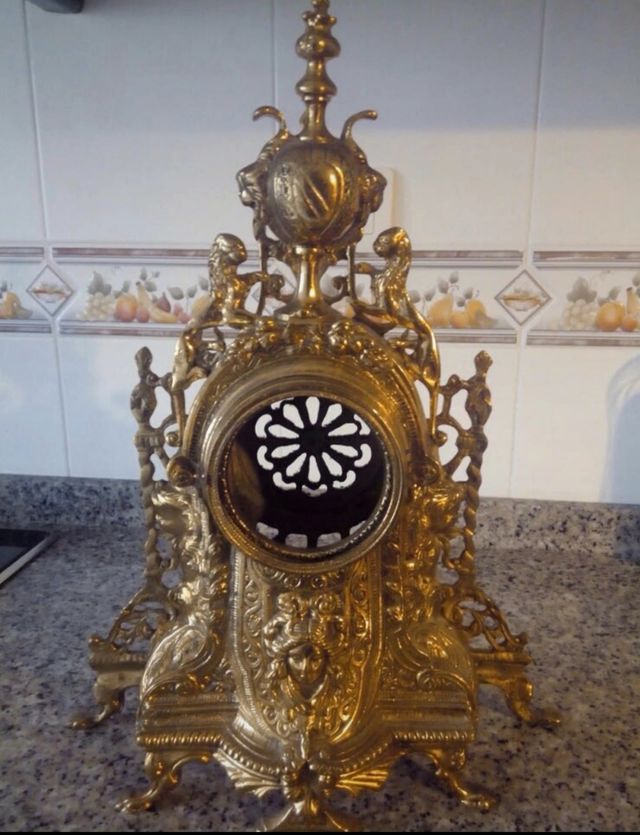 Reloj de Bronce Portugués Años 70