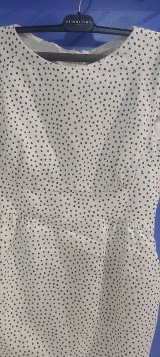 Vestido Purificación García blanco lunares