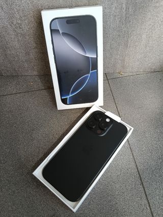 iPhone 16 pro 128gb negro +Cargador
